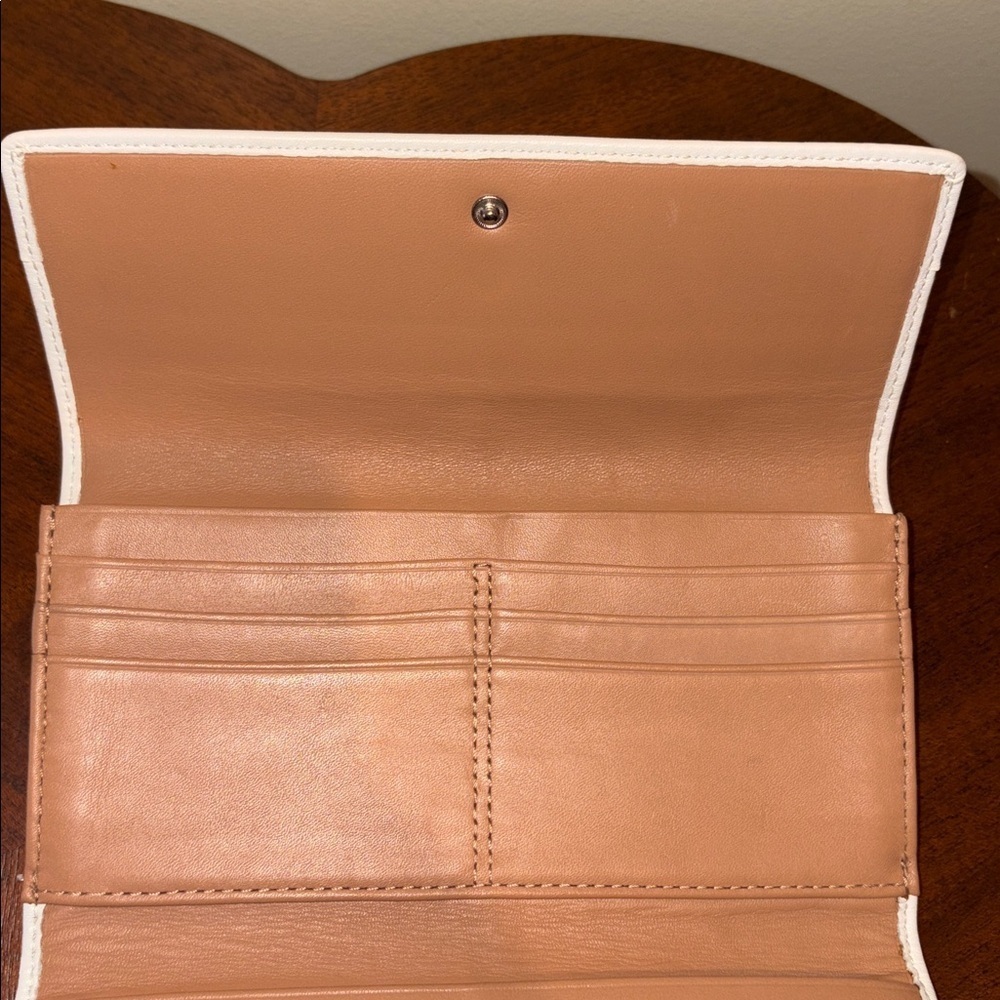 Coach Vintage Ashley white/ cream Leather long wallet  trifold   clutch
Brown In - Picture 10 of 13